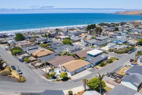 View/Area - 57 17th St, Cayucos, CA 93430 photo 2 of 5