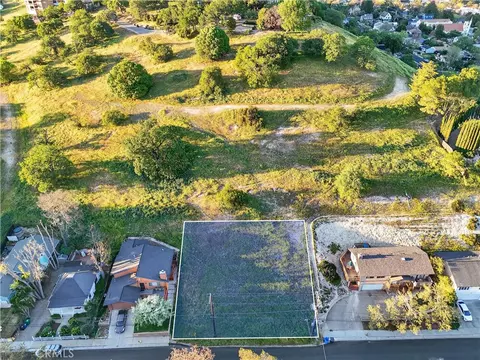 153 Pacific Ave, Paso Robles, CA 93446