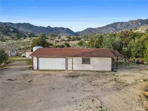 Exterior - 9990 Fay Rnch, Lake Isabella, CA 93240 photo 2 of 10
