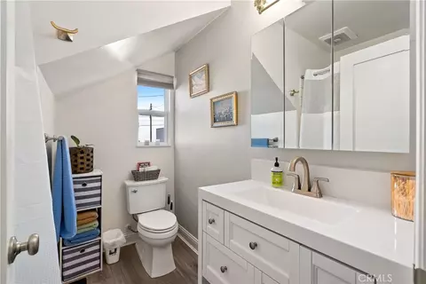 Bath - 1636 Spring St, Paso Robles, CA 93446 photo 2 of 4