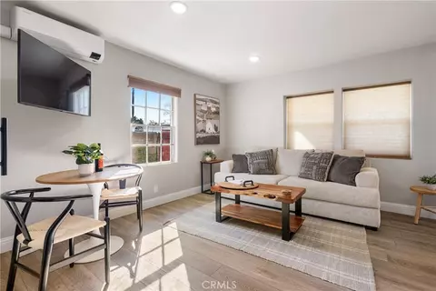Living - 1636 Spring St, Paso Robles, CA 93446 photo 2 of 3