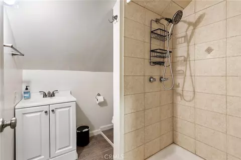 Bath - 1636 Spring St, Paso Robles, CA 93446 photo 4 of 4