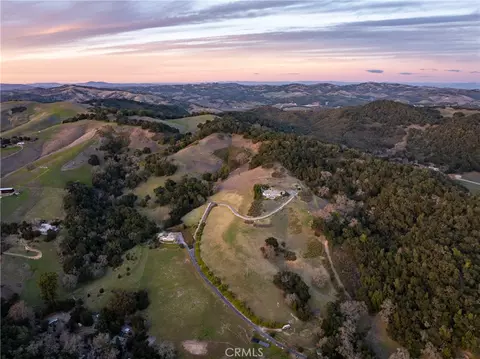 View/Area - 4342 Shadow Canyon Rd, Templeton, CA 93465 photo 10 of 11