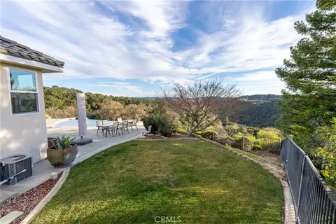 Exterior - 4342 Shadow Canyon Rd, Templeton, CA 93465 photo 7 of 18