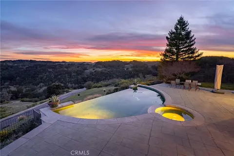 Exterior - 4342 Shadow Canyon Rd, Templeton, CA 93465 photo 3 of 18