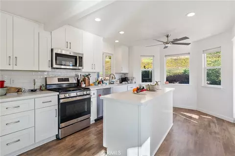 Kitchen - 4342 Shadow Canyon Rd, Templeton, CA 93465 photo 5 of 5