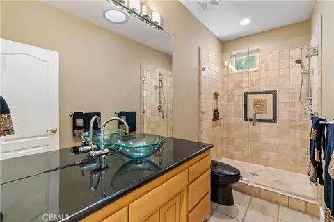 Bath - 4342 Shadow Canyon Rd, Templeton, CA 93465 photo 3 of 7