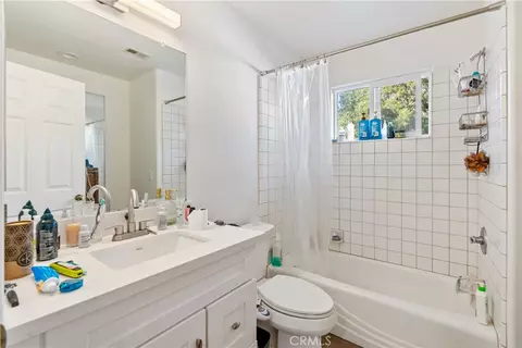 Bath - 4342 Shadow Canyon Rd, Templeton, CA 93465 photo 5 of 7