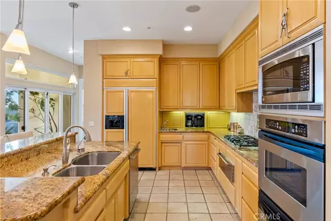 Kitchen - 4342 Shadow Canyon Rd, Templeton, CA 93465 photo 3 of 5