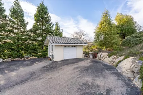 Exterior - 4342 Shadow Canyon Rd, Templeton, CA 93465 photo 11 of 18