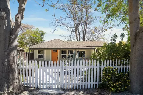 1712 Pine St, Paso Robles, CA 93446