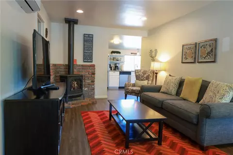 Living - 1712 Pine St, Paso Robles, CA 93446 photo 2 of 2