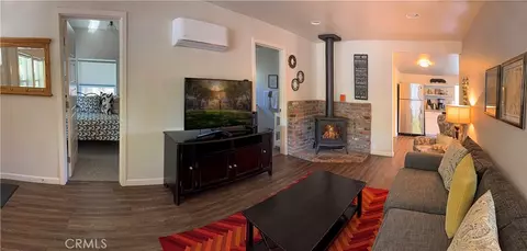 Living - 1712 Pine St, Paso Robles, CA 93446 photo 1 of 2