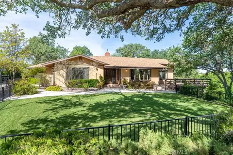 5685 Mustard Crk, Paso Robles, CA 93446