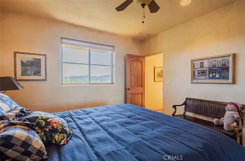 Bedroom - 8730 Bluff Ct, Bradley, CA 93426 photo 9 of 10