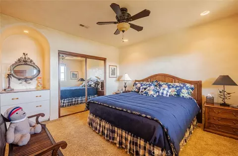 Bedroom - 8730 Bluff Ct, Bradley, CA 93426 photo 8 of 10