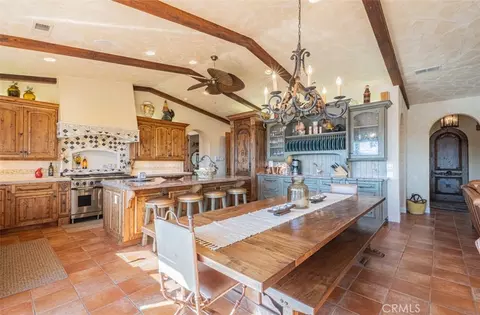 Kitchen - 8730 Bluff Ct, Bradley, CA 93426 photo 1 of 8