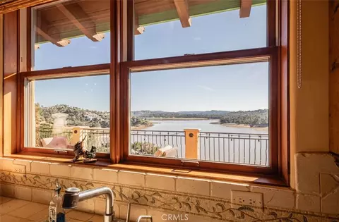 View/Area - 8730 Bluff Ct, Bradley, CA 93426 photo 2 of 6