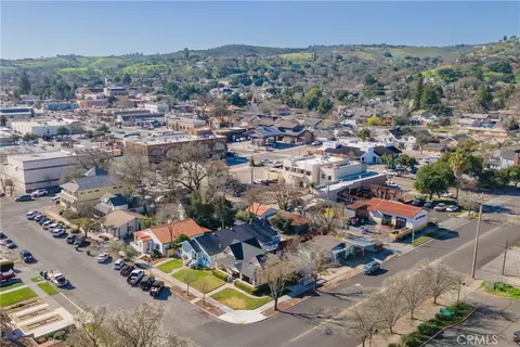 View/Area - 1545 Park St, Paso Robles, CA 93446 photo 1 of 3