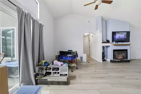 Living - 1035 Pioneer Trl, Paso Robles, CA 93446 photo 3 of 3