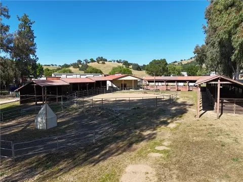 Exterior - 3332 Harbor Cir #C, Paso Robles, CA 93446 photo 9 of 11