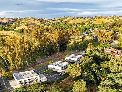 View/Area - 3332 Harbor Cir #C, Paso Robles, CA 93446 photo 6 of 12