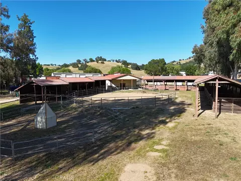 Exterior - 3332 Harbor Cir #C, Paso Robles, CA 93446 photo 8 of 9