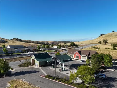 View/Area - 3332 Harbor Cir #C, Paso Robles, CA 93446 photo 13 of 13