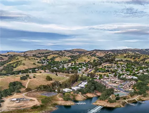View/Area - 3332 Harbor Cir #C, Paso Robles, CA 93446 photo 4 of 11