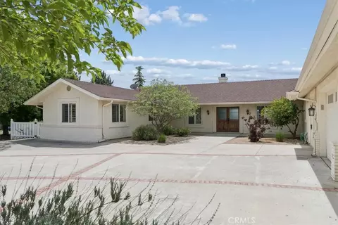 5565 High Rdg, Paso Robles, CA 93446
