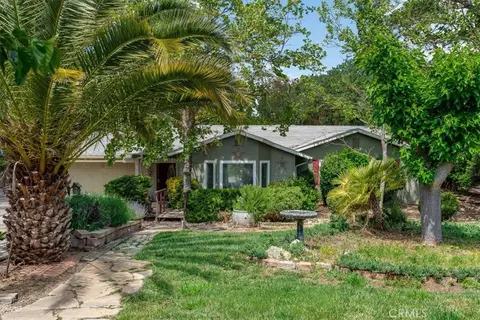 Exterior - 7835 Blue Moon Rd, Paso Robles, CA 93446 photo 2 of 16