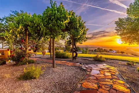 6130 Buckhorn Rdg, San Miguel, CA 93451