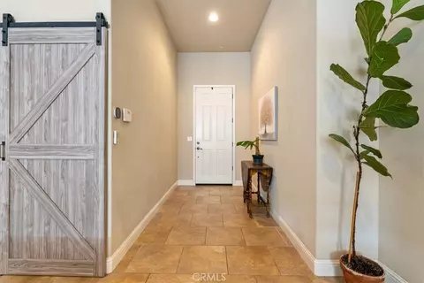 Entry Way - 204 Victoria Ct, Paso Robles, CA 93446 photo 1 of 3