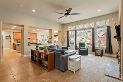 Living - 204 Victoria Ct, Paso Robles, CA 93446 photo 1 of 4