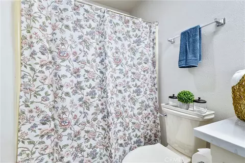 Bath - 623 Nickerson, Paso Robles, CA 93446 photo 2 of 3