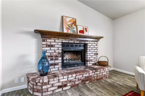 Living - 623 Nickerson, Paso Robles, CA 93446 photo 2 of 4