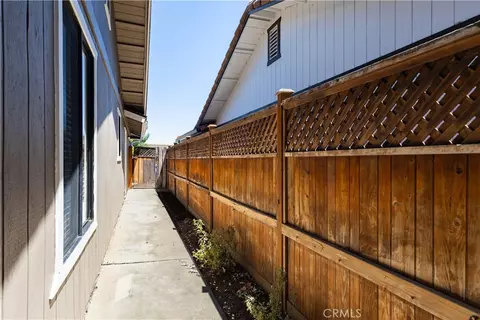 Entry Way - 623 Nickerson, Paso Robles, CA 93446 photo 2 of 2