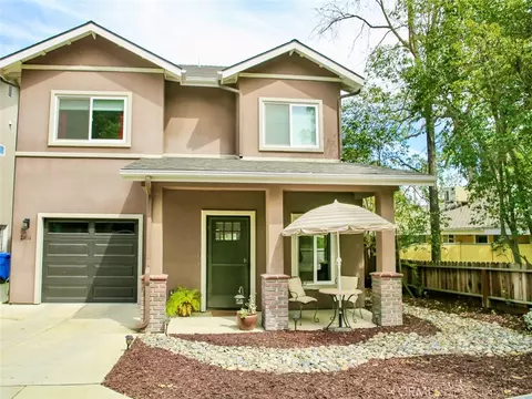 2806 Vine St, Paso Robles, CA 93446