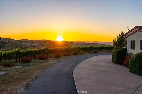 4550 Almond, Templeton, CA 93465 photo 9