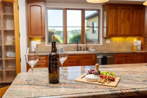 4550 Almond, Templeton, CA 93465 photo 25