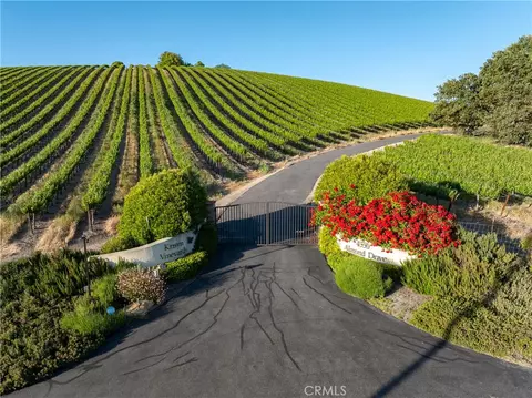 4550 Almond, Templeton, CA 93465 photo 57