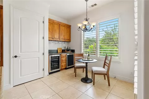 Dining - 715 Oriole Way, Paso Robles, CA 93446 photo 2 of 2