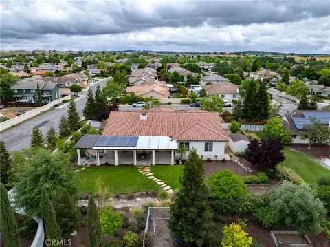 View/Area - 715 Oriole Way, Paso Robles, CA 93446 photo 7 of 9