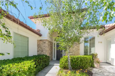 Exterior - 715 Oriole Way, Paso Robles, CA 93446 photo 2 of 16