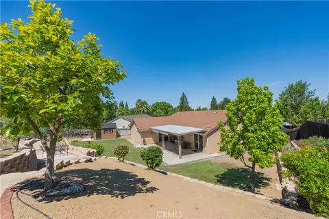 Exterior - 192 Cardinal Way, Paso Robles, CA 93446 photo 4 of 8