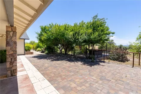 Exterior - 8580 Warren, Paso Robles, CA 93446 photo 3 of 19