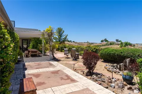 Exterior - 8580 Warren, Paso Robles, CA 93446 photo 13 of 19