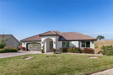 1232 Kapareil, Paso Robles, CA 93446