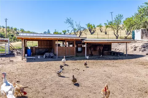 Exterior - 3890 Hillcrest, Templeton, CA 93465 photo 18 of 18