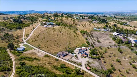 View/Area - 3890 Hillcrest, Templeton, CA 93465 photo 3 of 8
